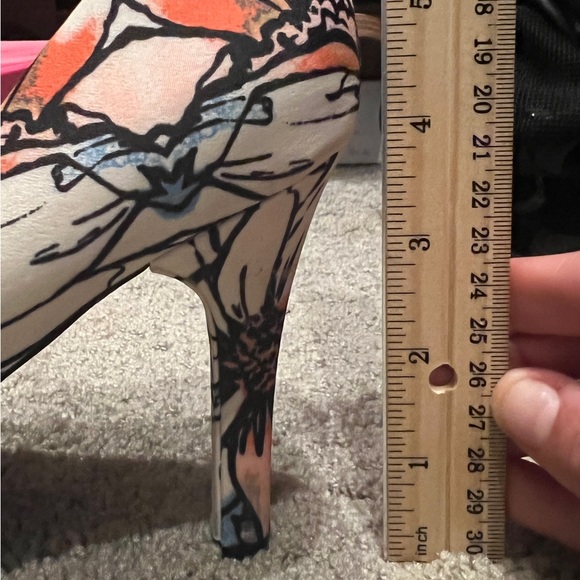 Nine West flower pumps size 9 - Picture 6 of 6